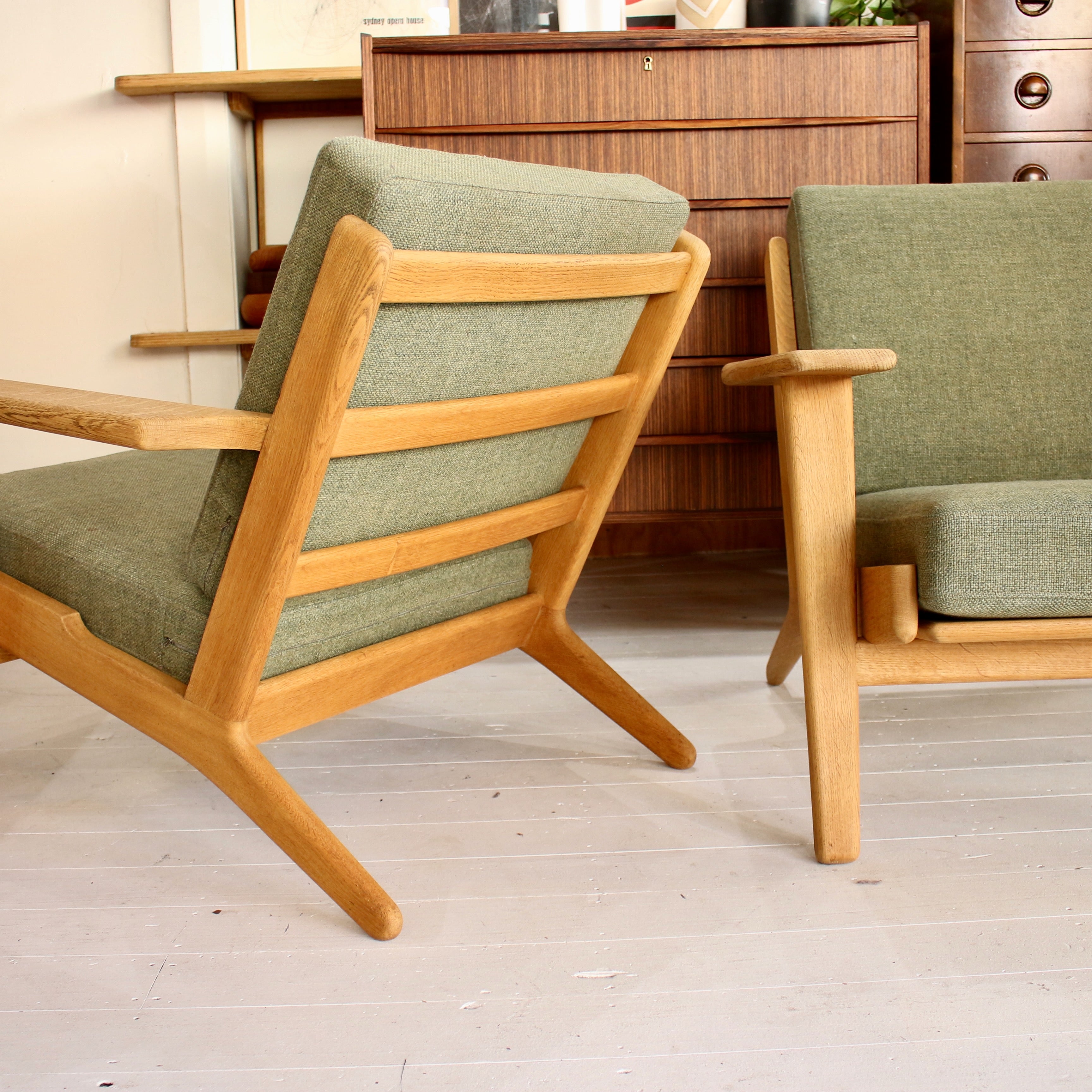 Pair Hans J. Wegner GE290 plank armchairs – Juliet's Balcony